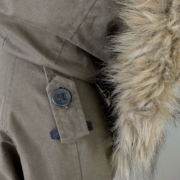 Aritzia Parka Community Paradigm Jacket Down Coat size XLarge Large Green - Picture 5 of 15